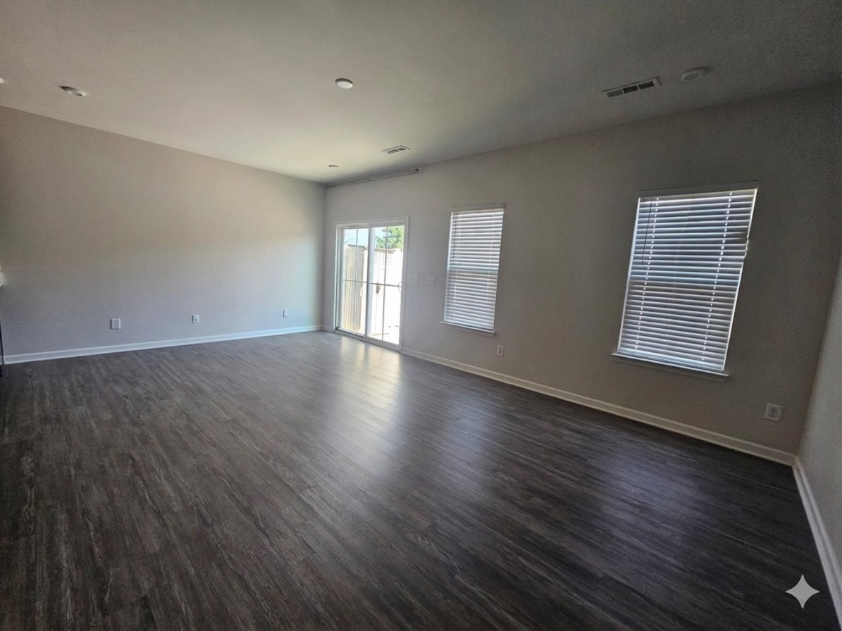 472 Killarney Park Property Photo 5