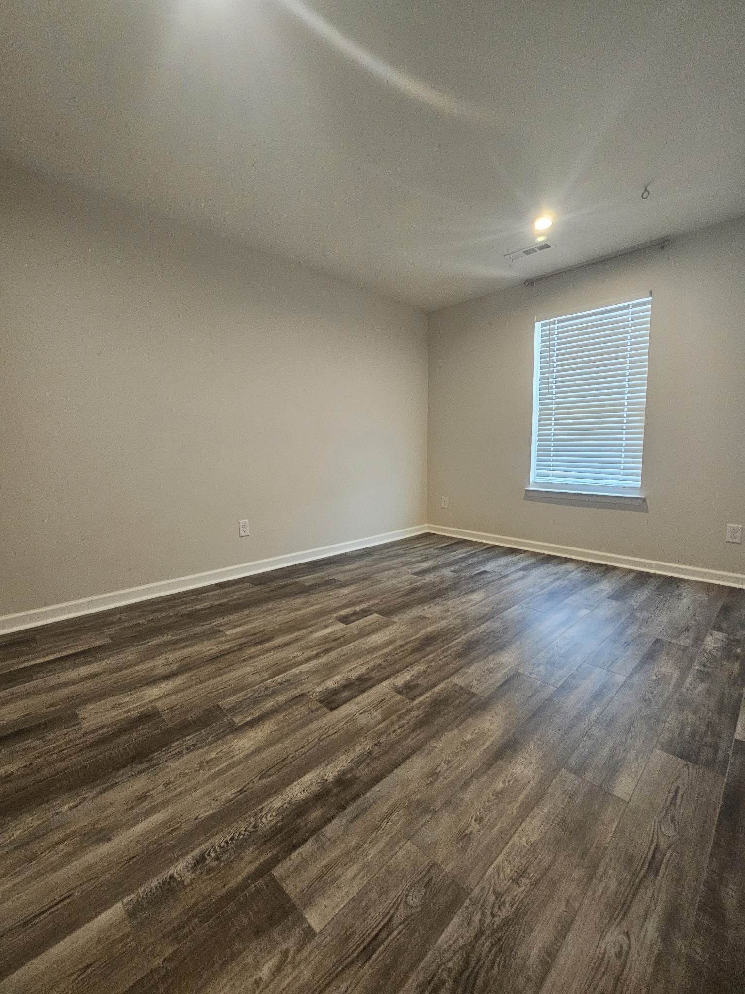 472 Killarney Park Property Photo 11