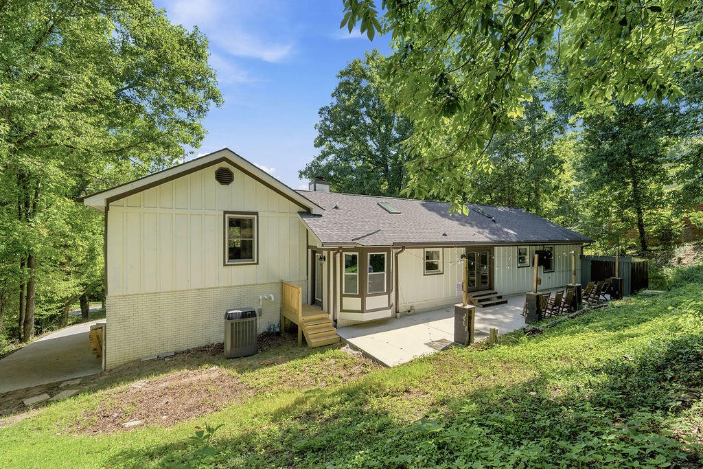 9302 Rockshire Lane Property Photo 2