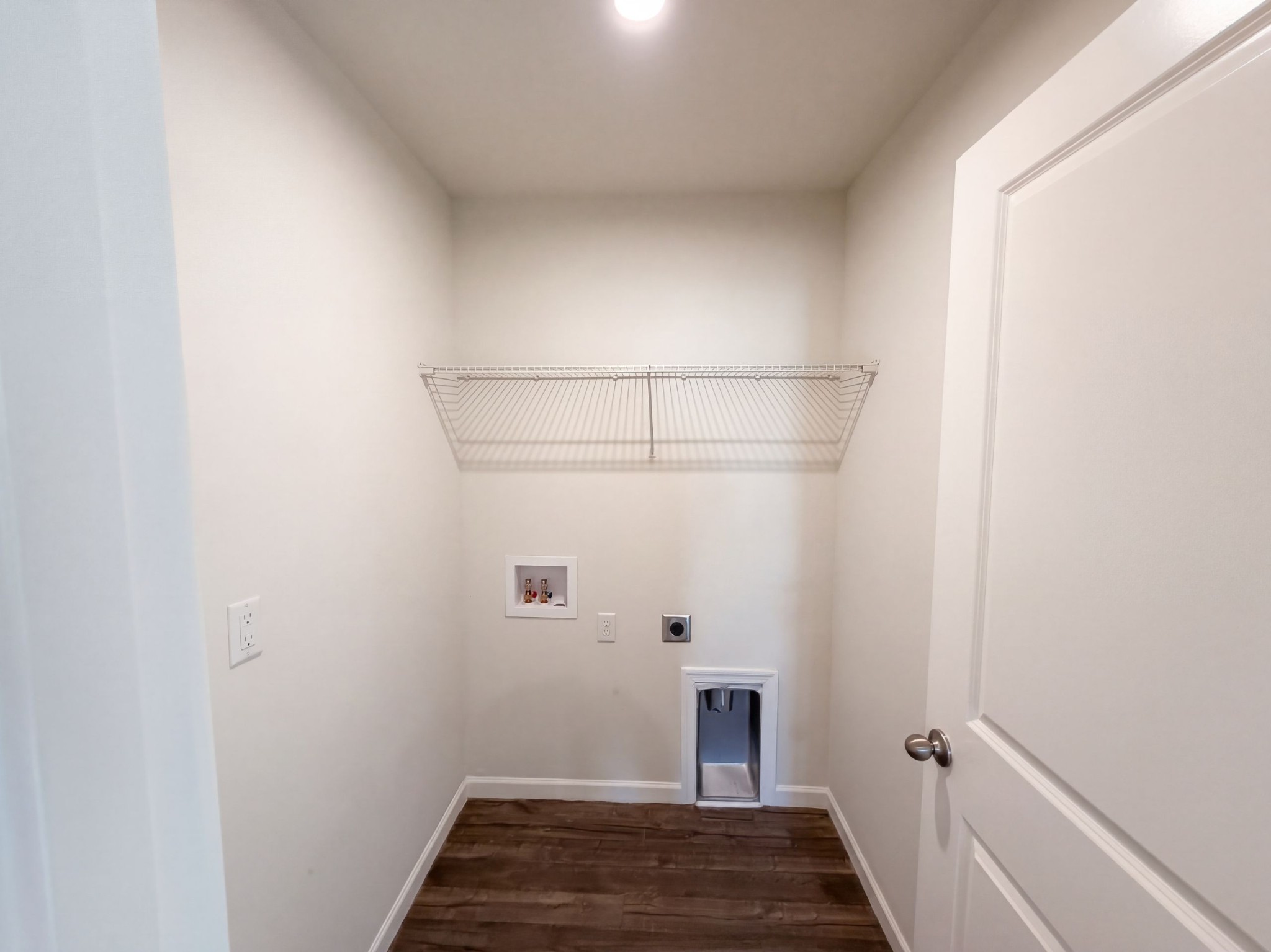 949 Blue Ash Way Property Photo 14
