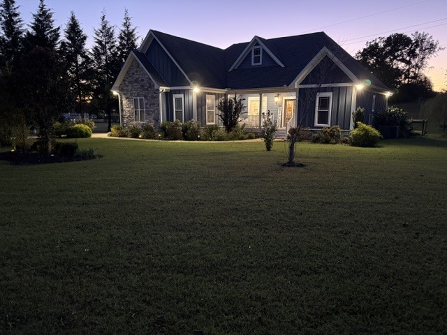 203 Oak Crest Dr Property Photo 3