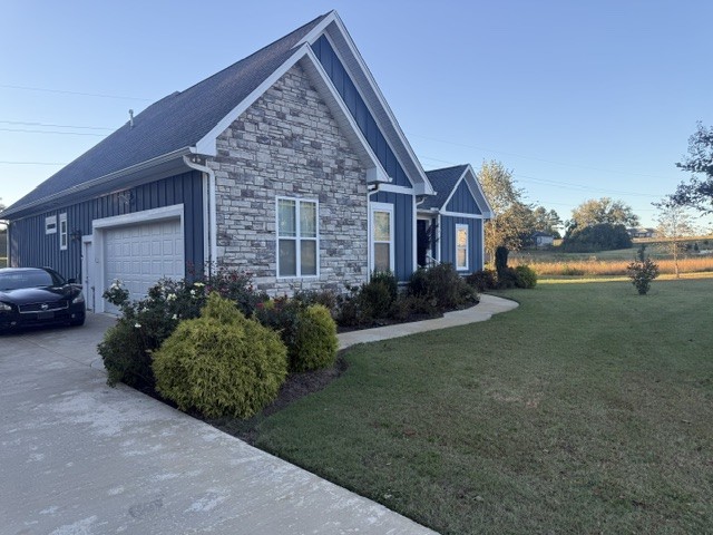 203 Oak Crest Dr Property Photo 8