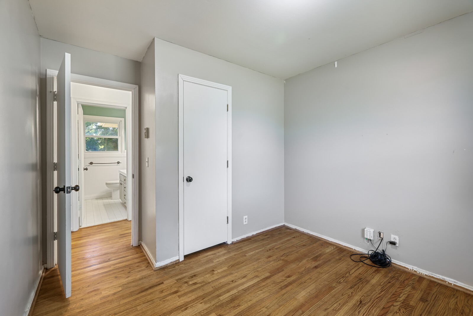 445 Janette Ave Property Photo 15