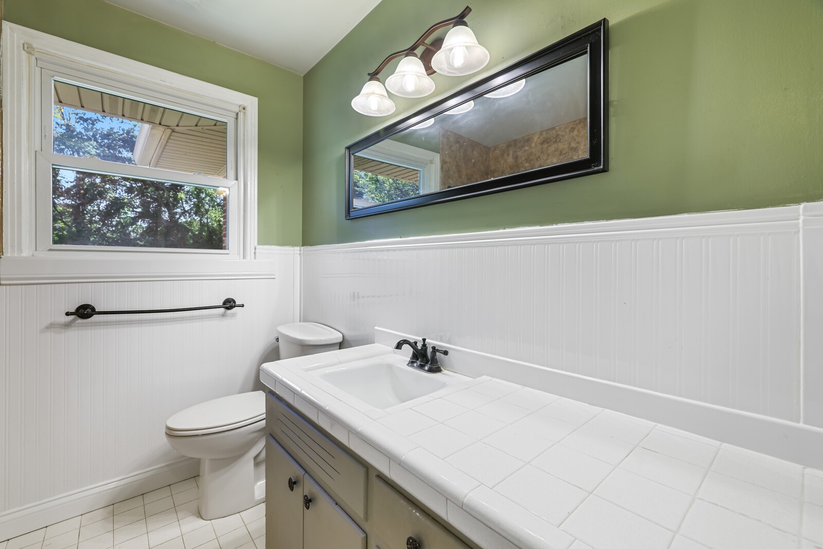445 Janette Ave Property Photo 17