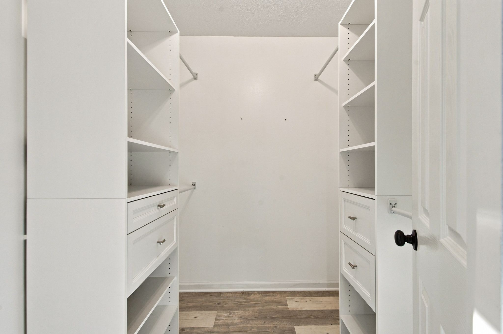 921 Jordan Cir Property Photo 13