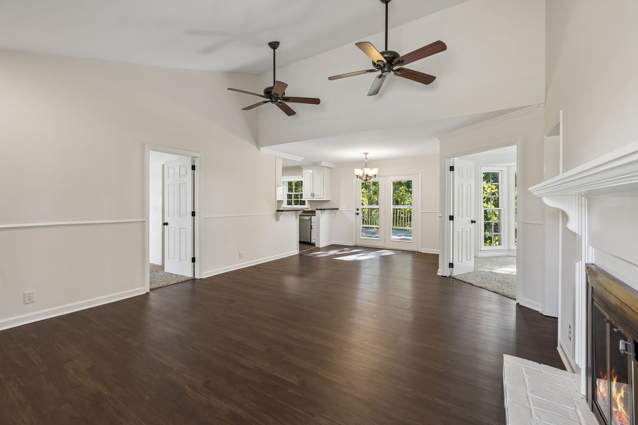 313 Sunrise Cir Property Photo 6