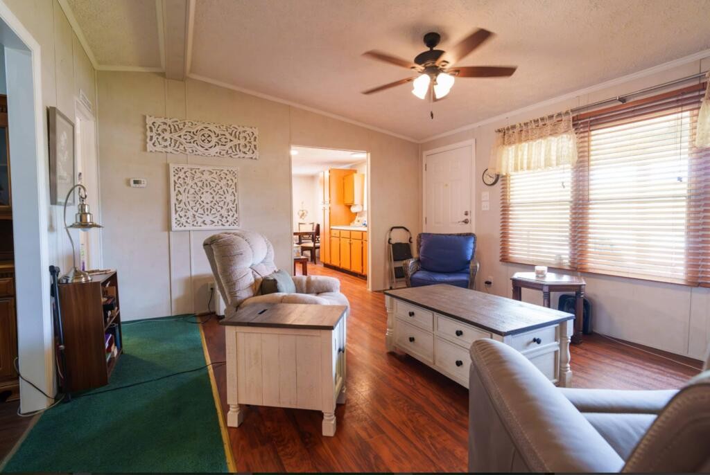 1025 Austin Lake Rd Property Photo 12