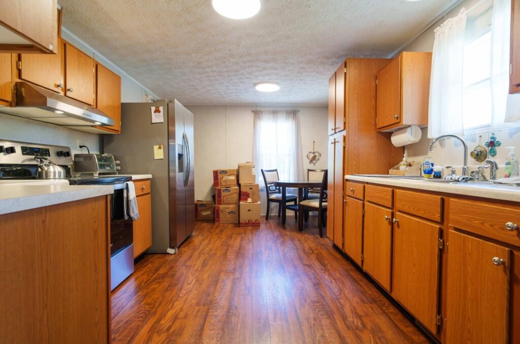 1025 Austin Lake Rd Property Photo 13