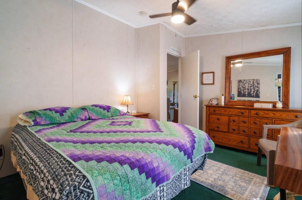 1025 Austin Lake Rd Property Photo 21