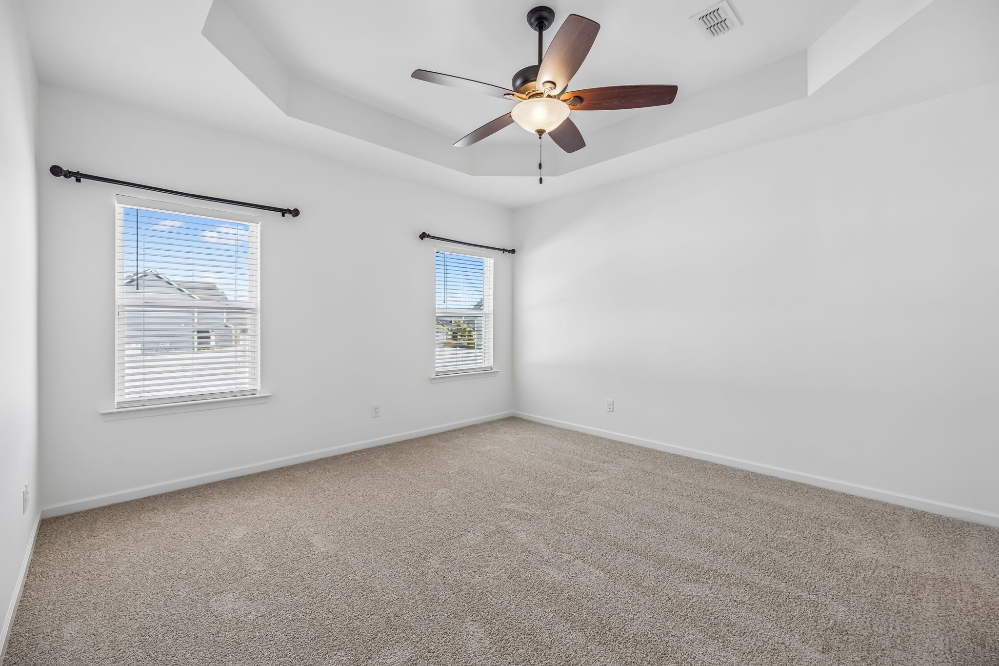 101 E Coker Way Property Photo 23