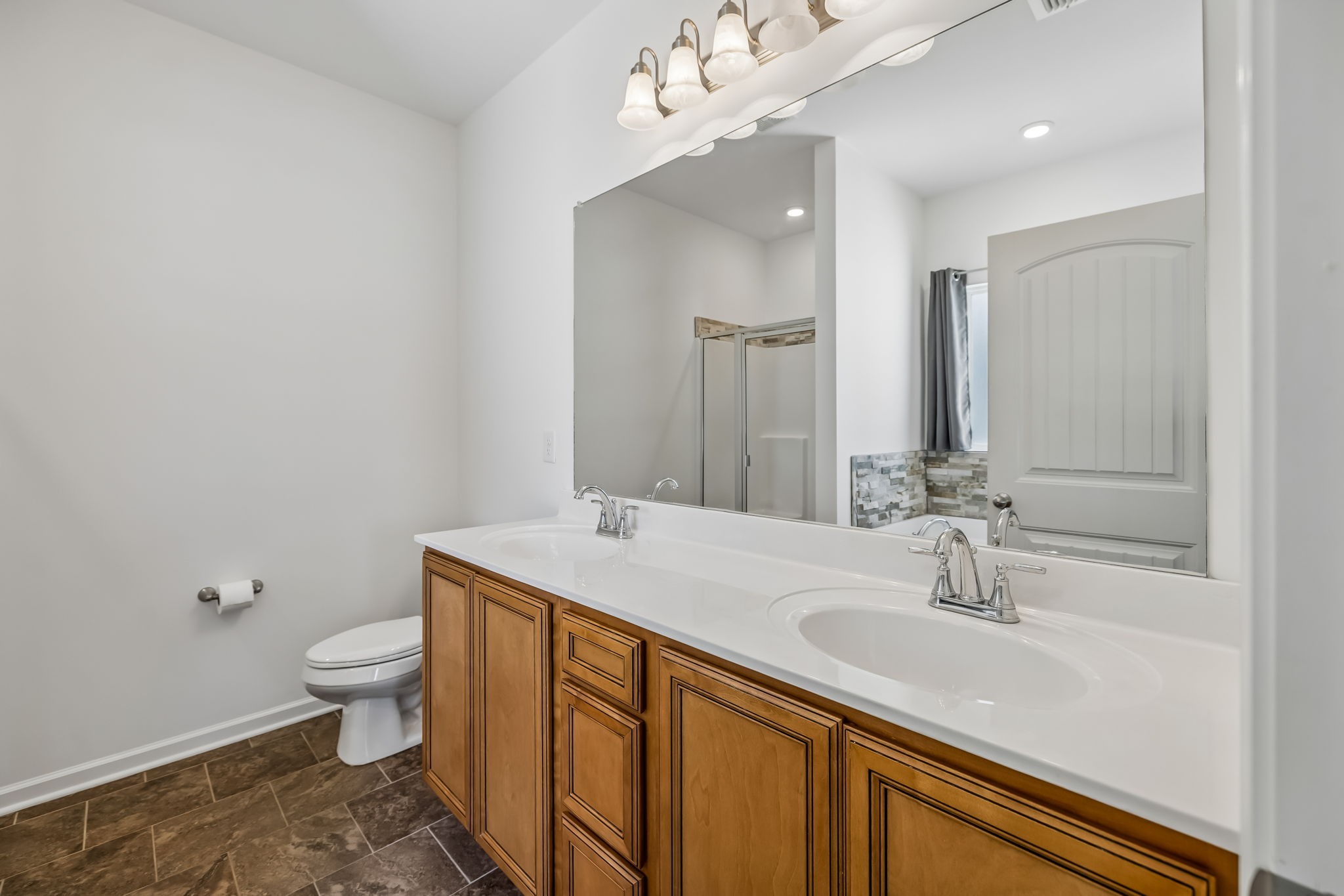 101 E Coker Way Property Photo 25