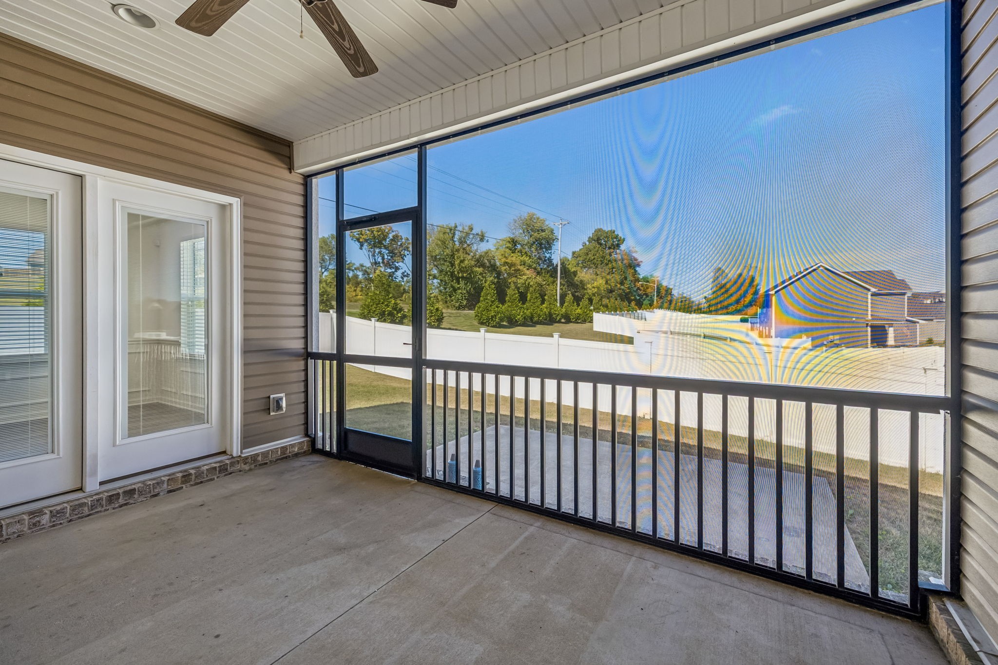 101 E Coker Way Property Photo 32