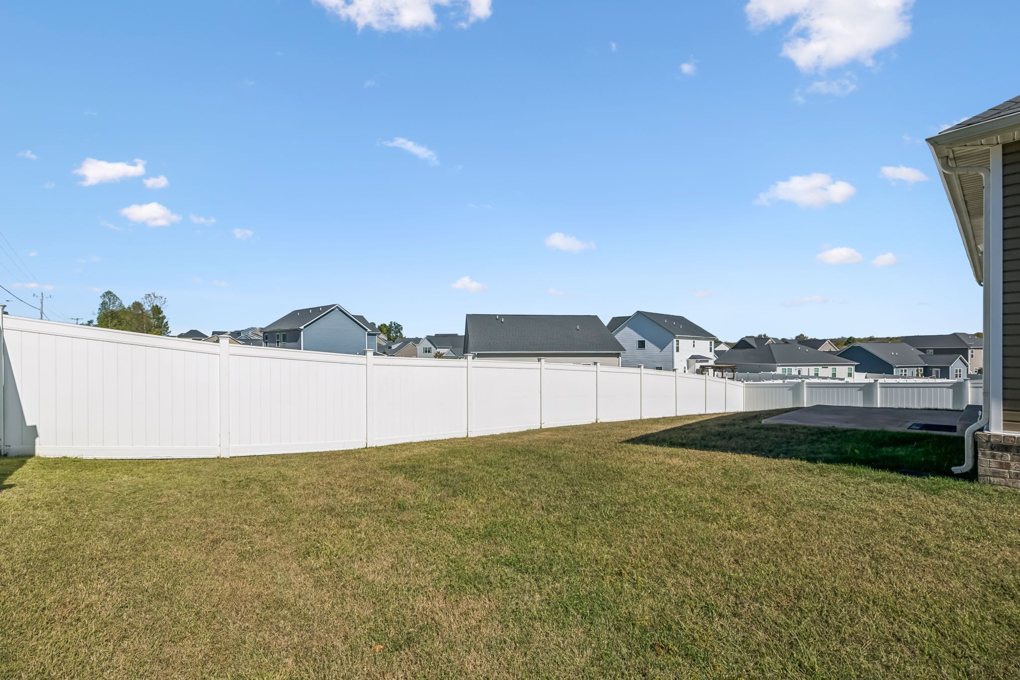 101 E Coker Way Property Photo 33
