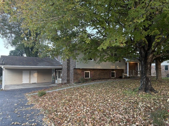 4527 Lee Dr, Nw Property Photo 1