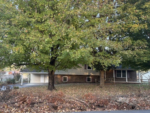 4527 Lee Dr, Nw Property Photo 2