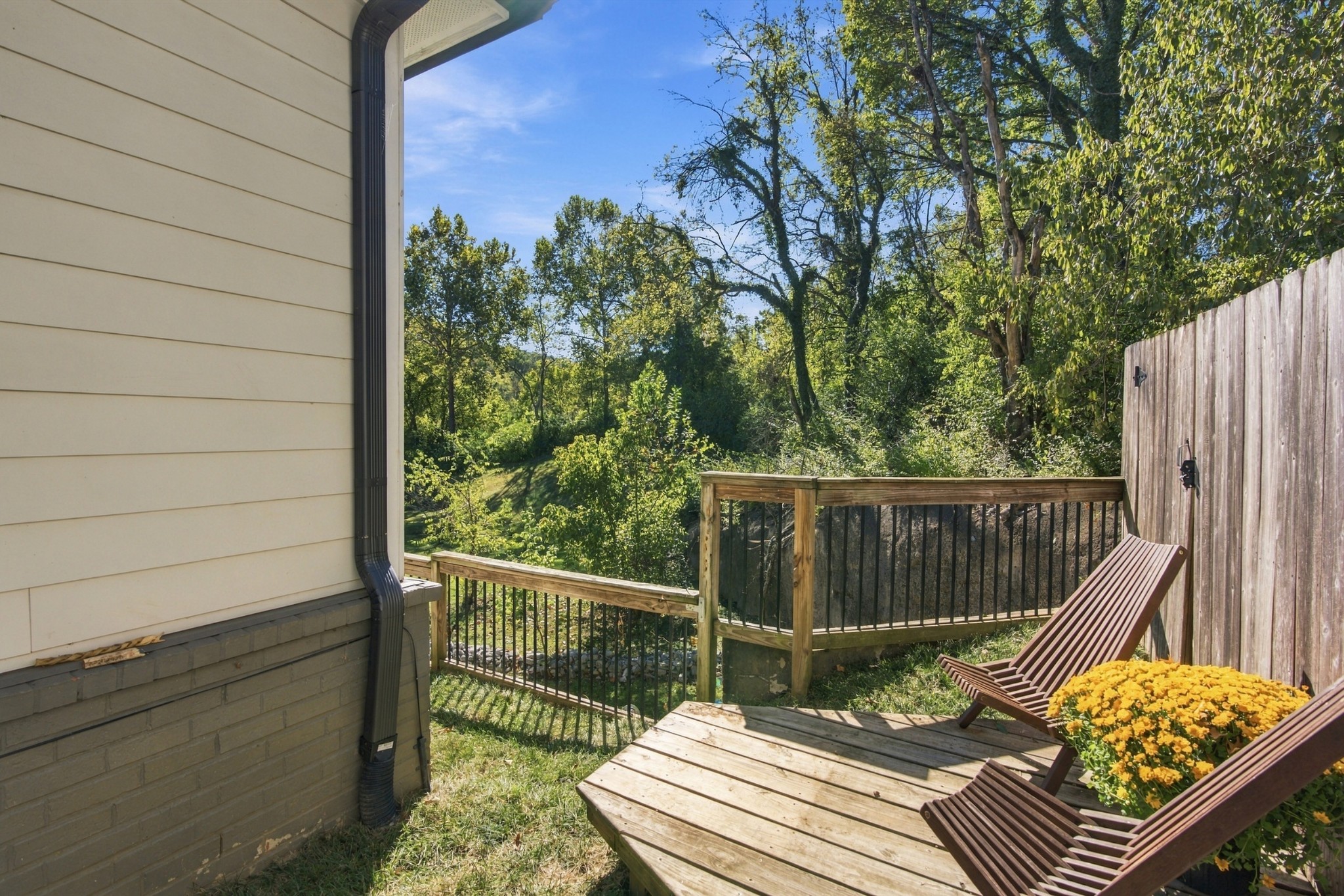 7057 Westside Cir Property Photo 5