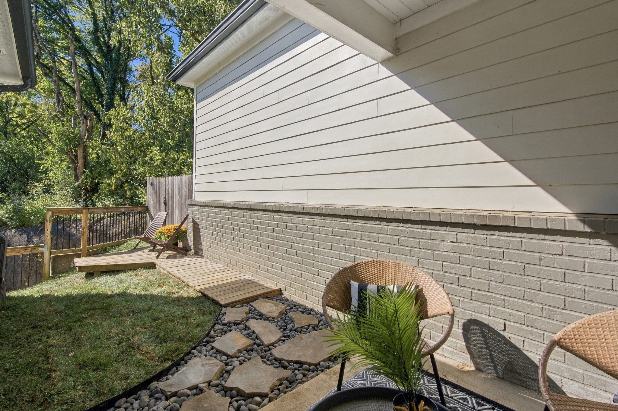 7057 Westside Cir Property Photo 8