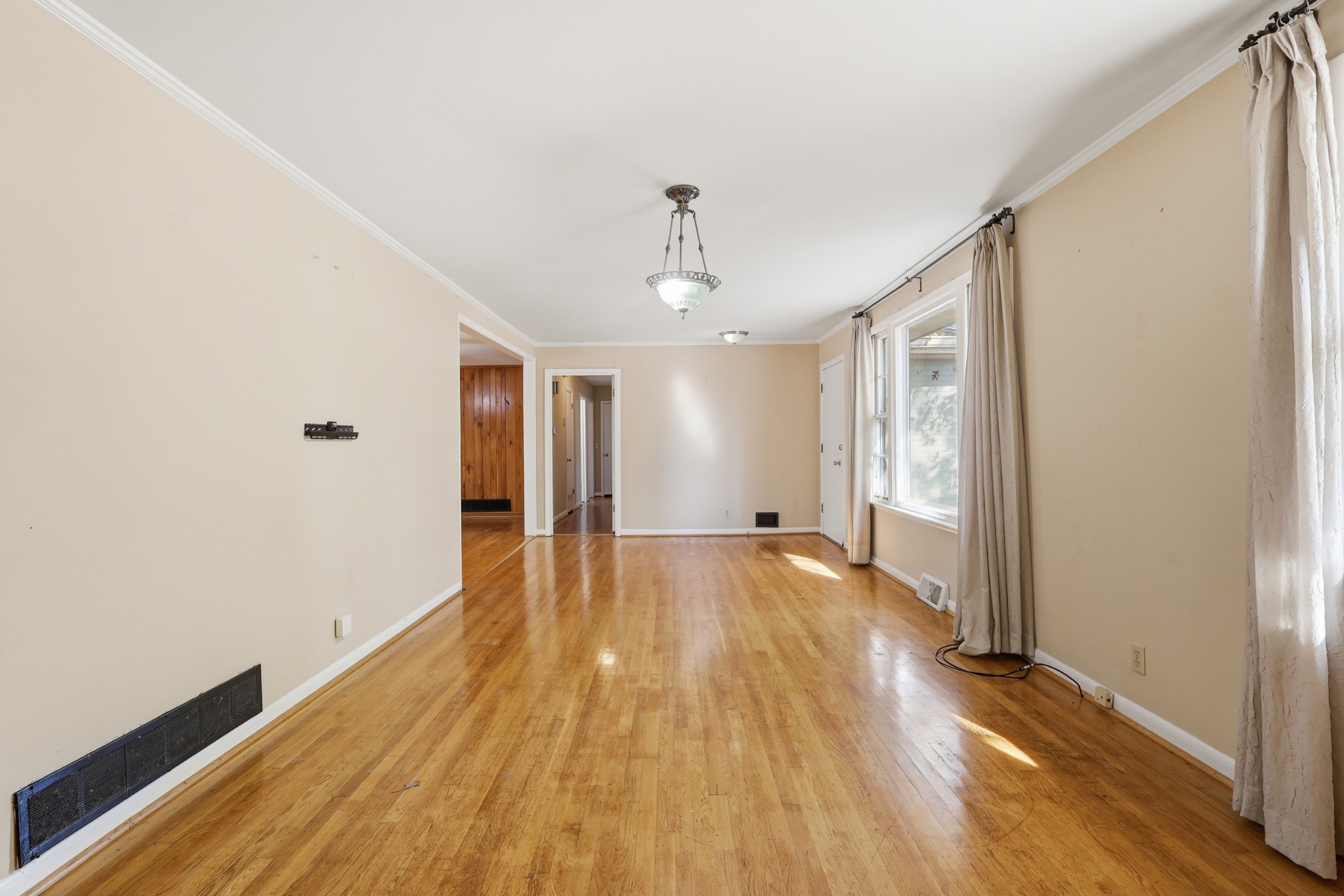605 Clematis Dr Property Photo 3