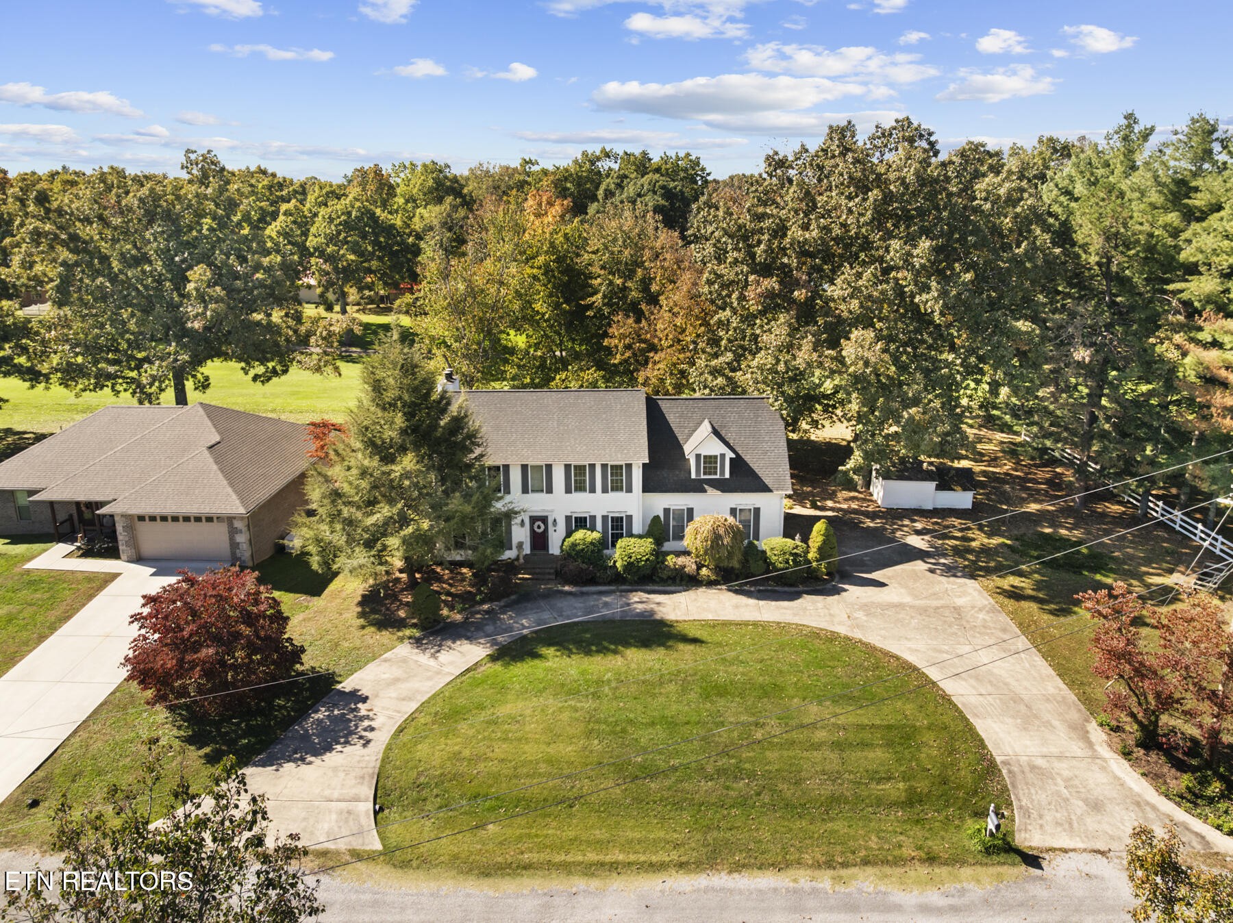 1003 Kaw Circle Property Photo 1