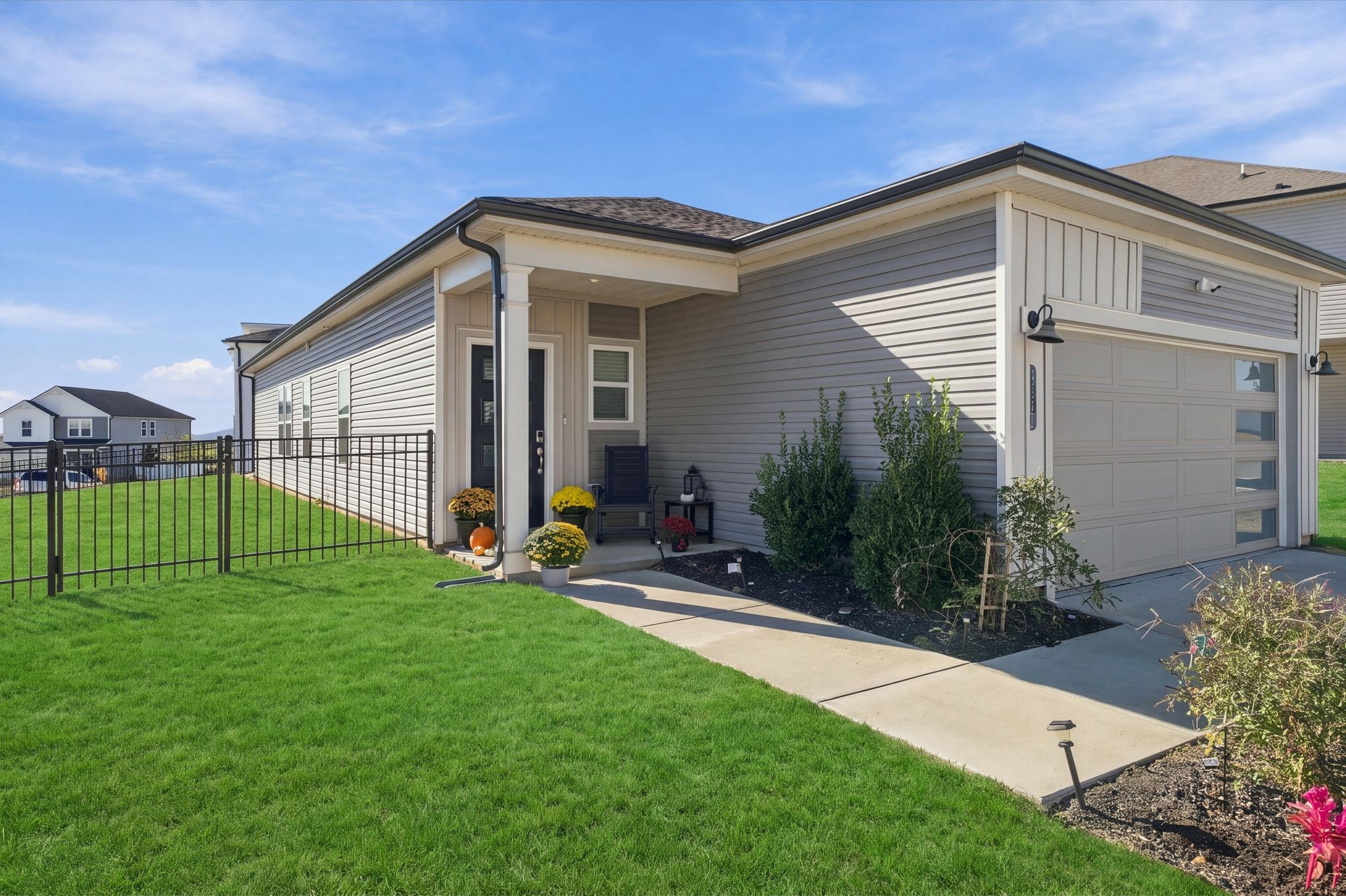 4380 Skyridge Dr Property Photo 3