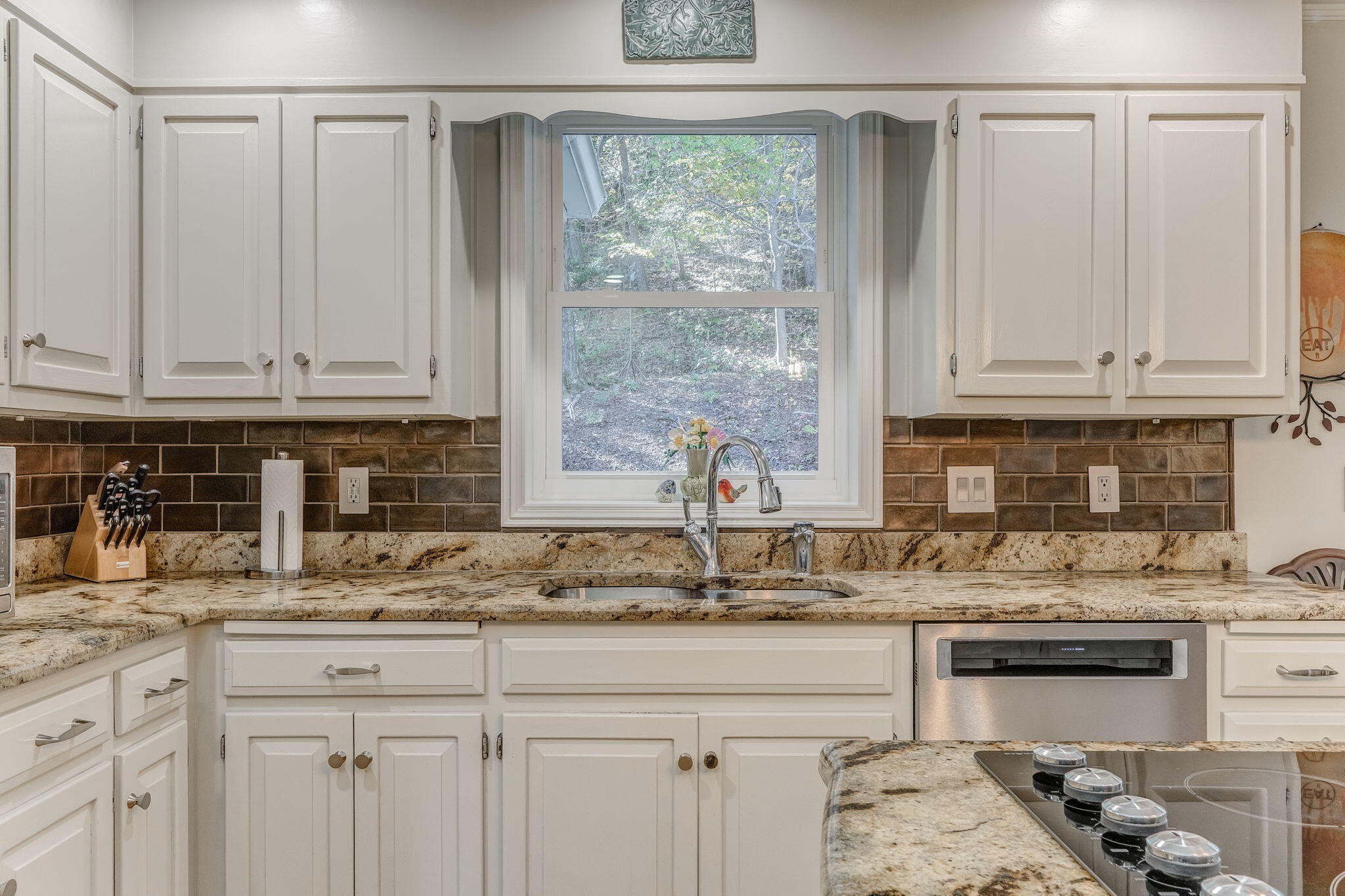 2305 Ravine Way Property Photo 30