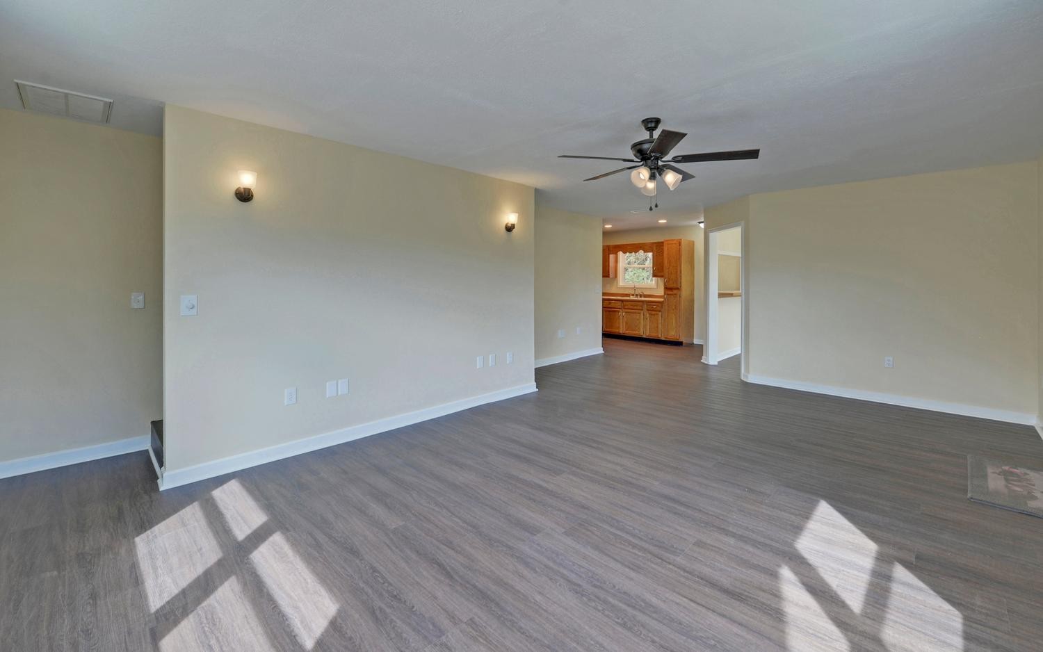 251 Maltby Rd Property Photo 22
