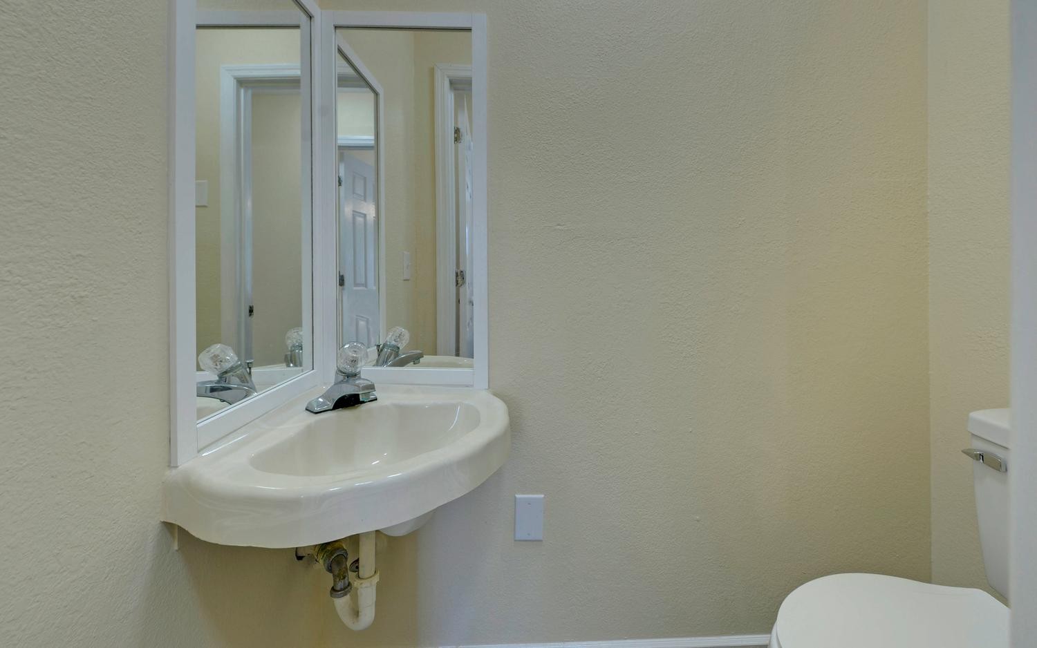 251 Maltby Rd Property Photo 33