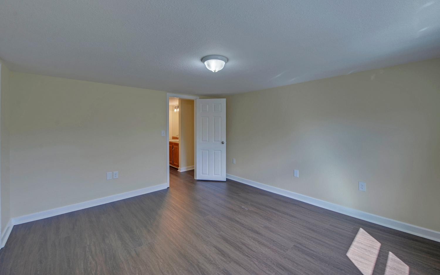 251 Maltby Rd Property Photo 35