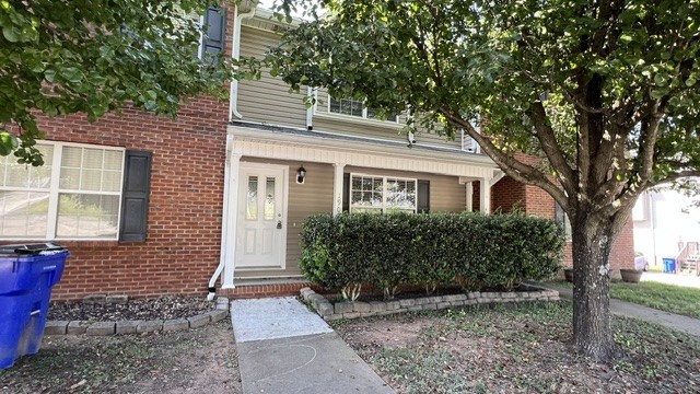 1902 Fletcher Rd, Nw Property Photo 1
