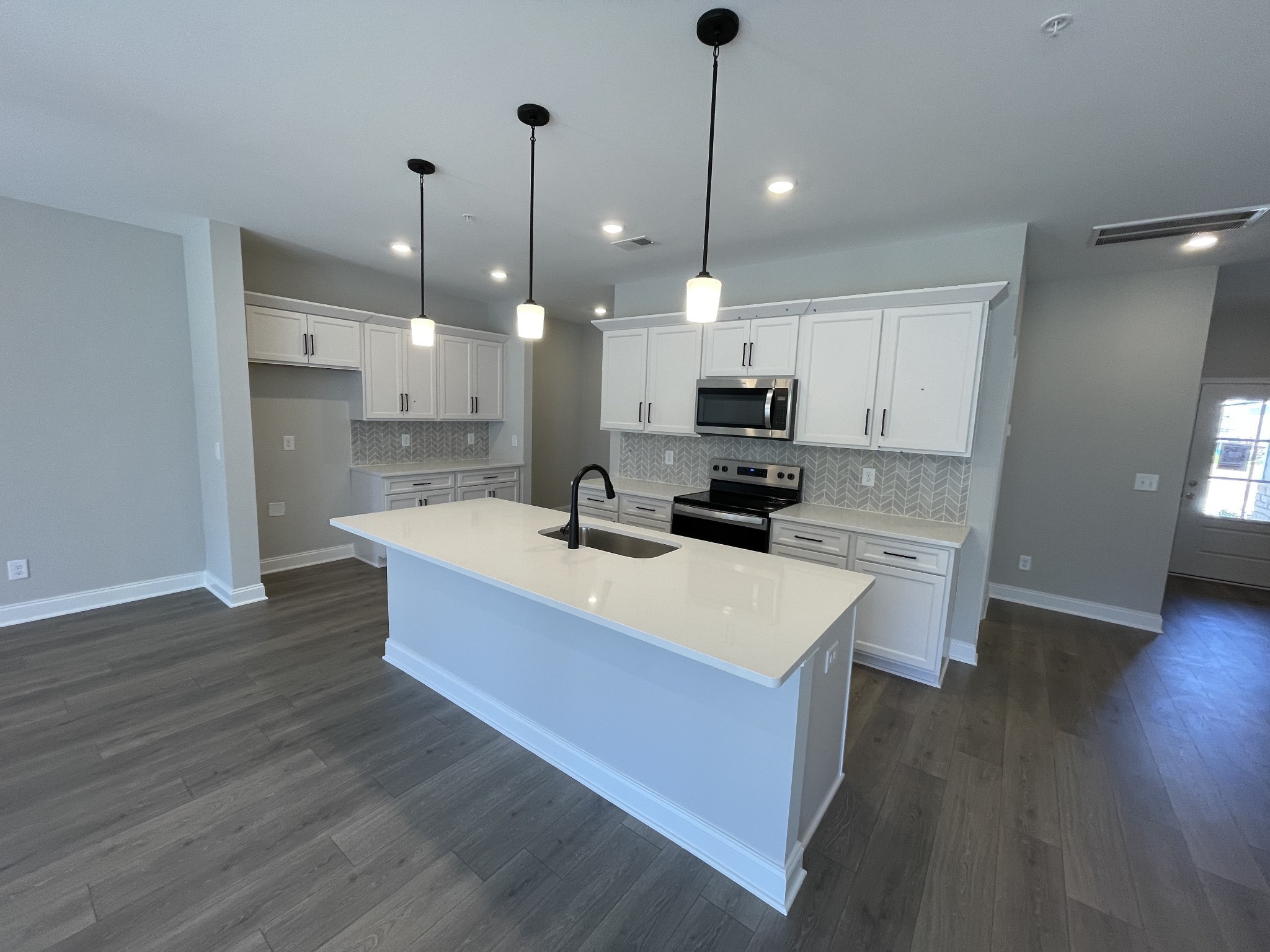 1140 June Wilde Rdg Property Photo 9