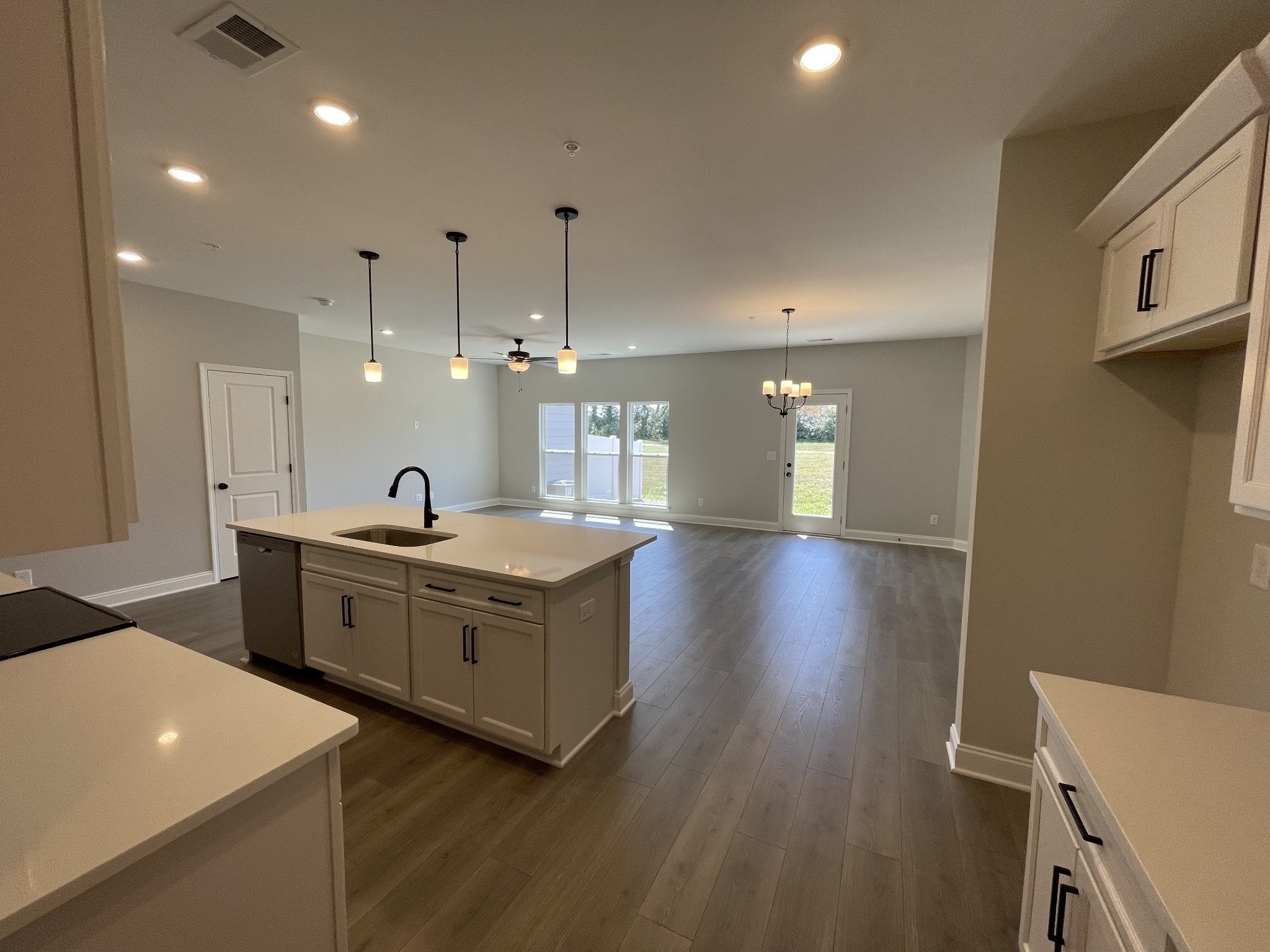 1140 June Wilde Rdg Property Photo 12