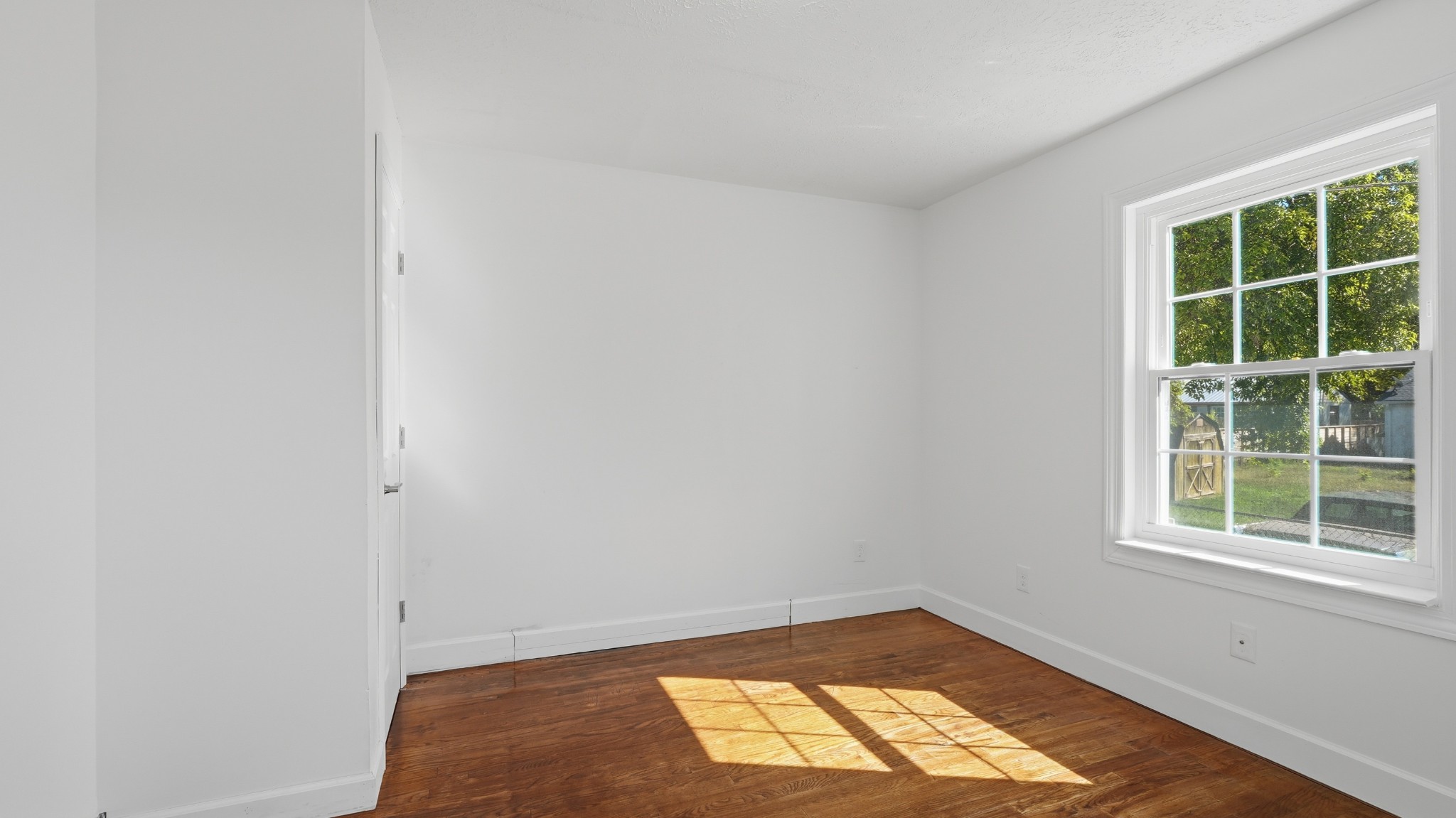 3208 Hydes Ferry Rd Property Photo 7