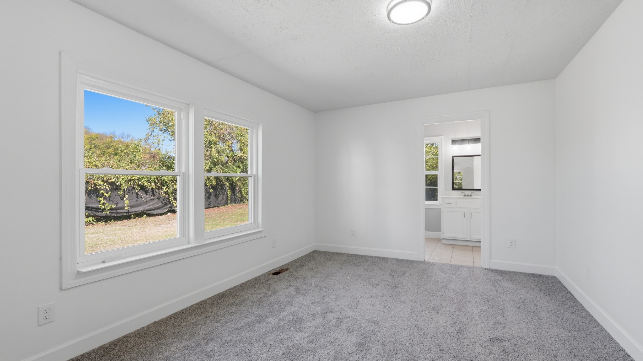 3208 Hydes Ferry Rd Property Photo 14