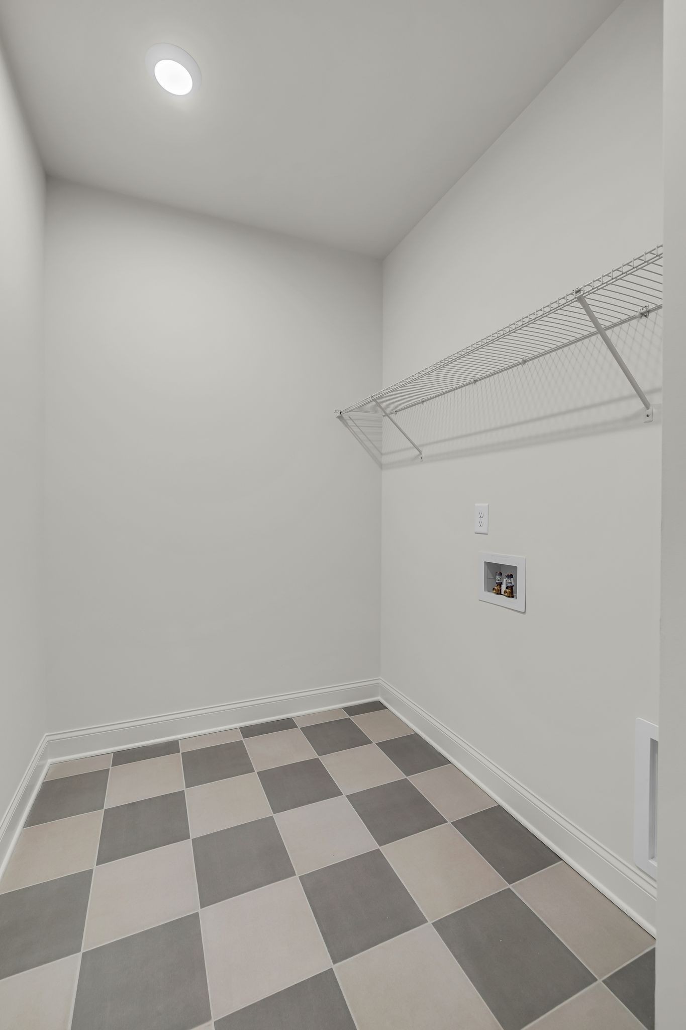 6935 Wayana Property Photo 12