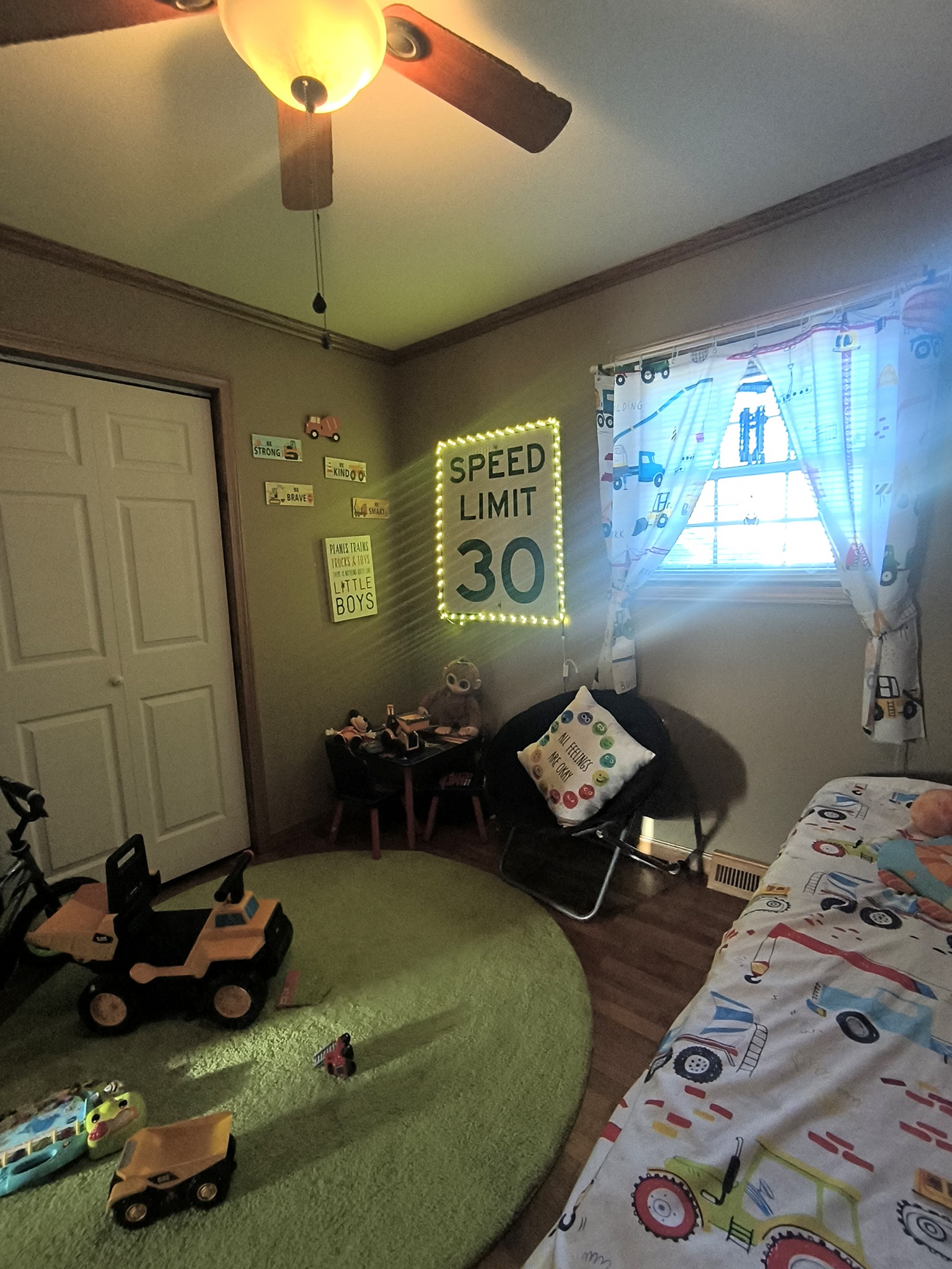 302 Mathis Ave Property Photo 16
