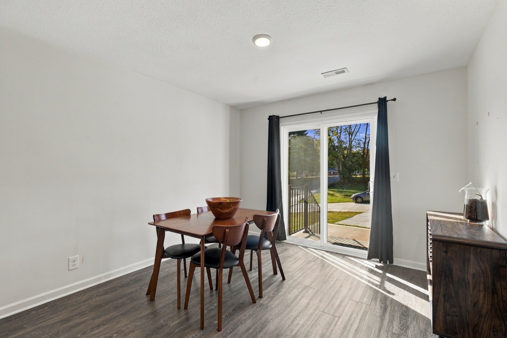 190 Mitchell St Property Photo 11