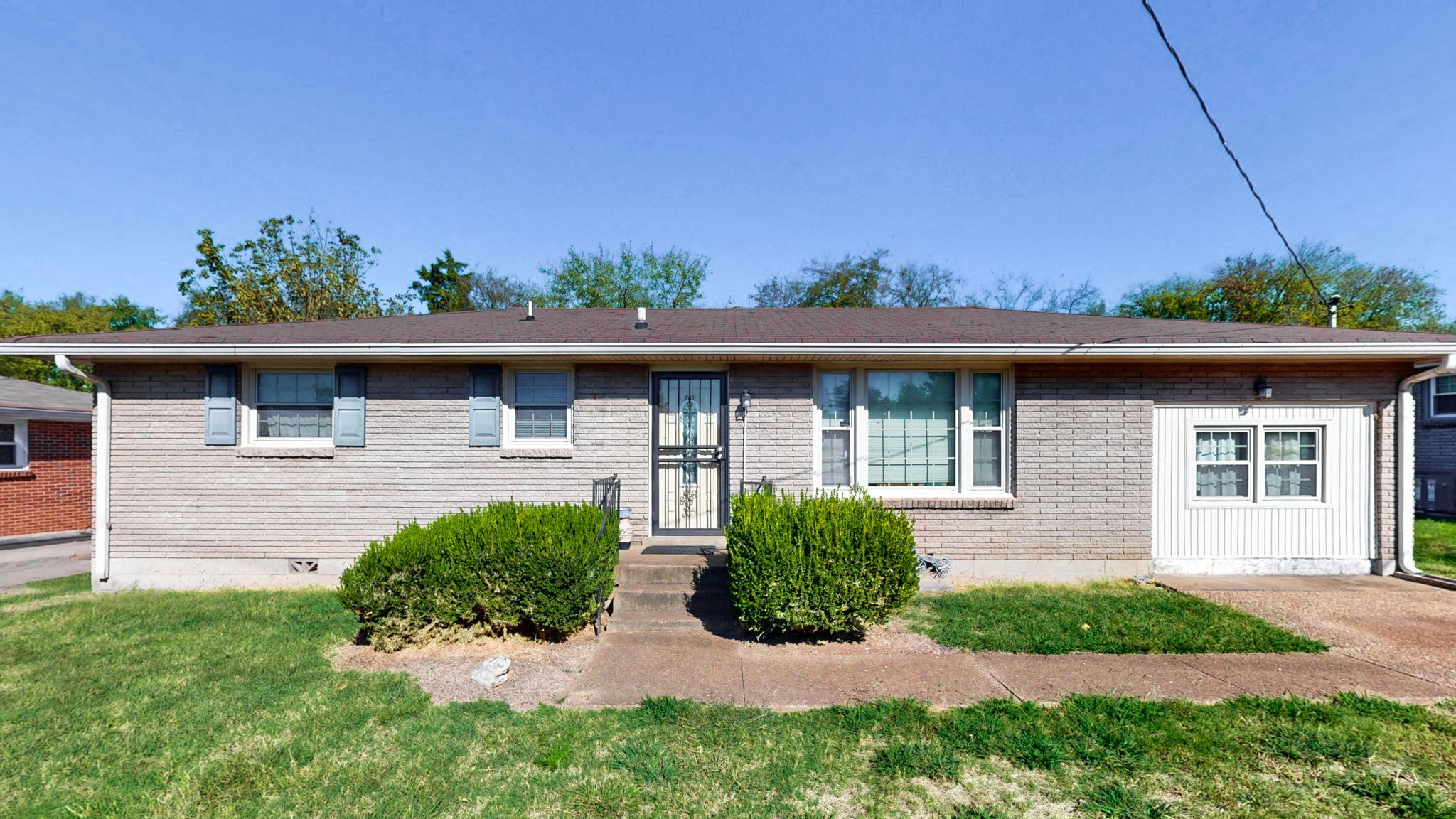 3307 Spears Rd Property Photo 1
