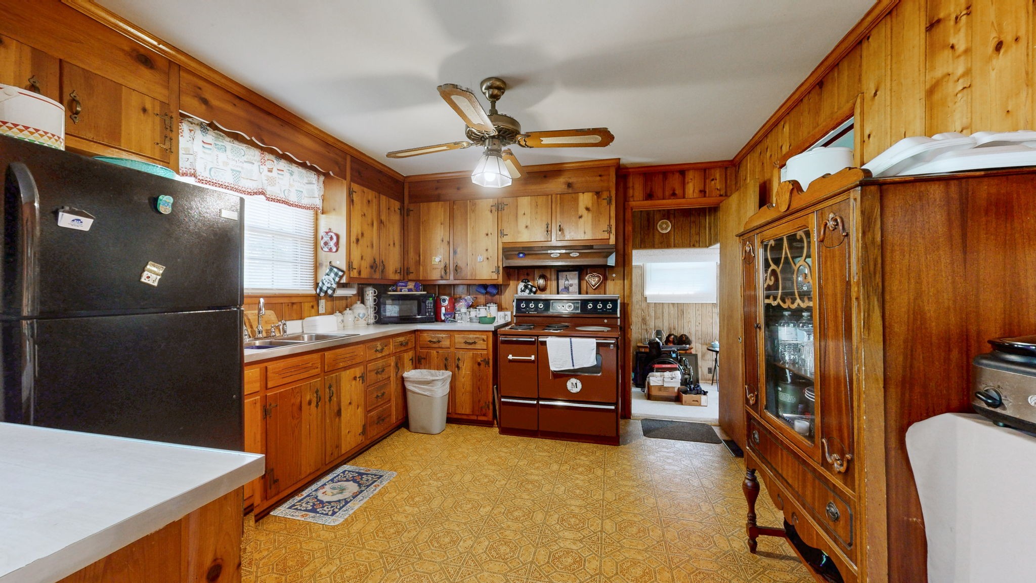 3307 Spears Rd Property Photo 4