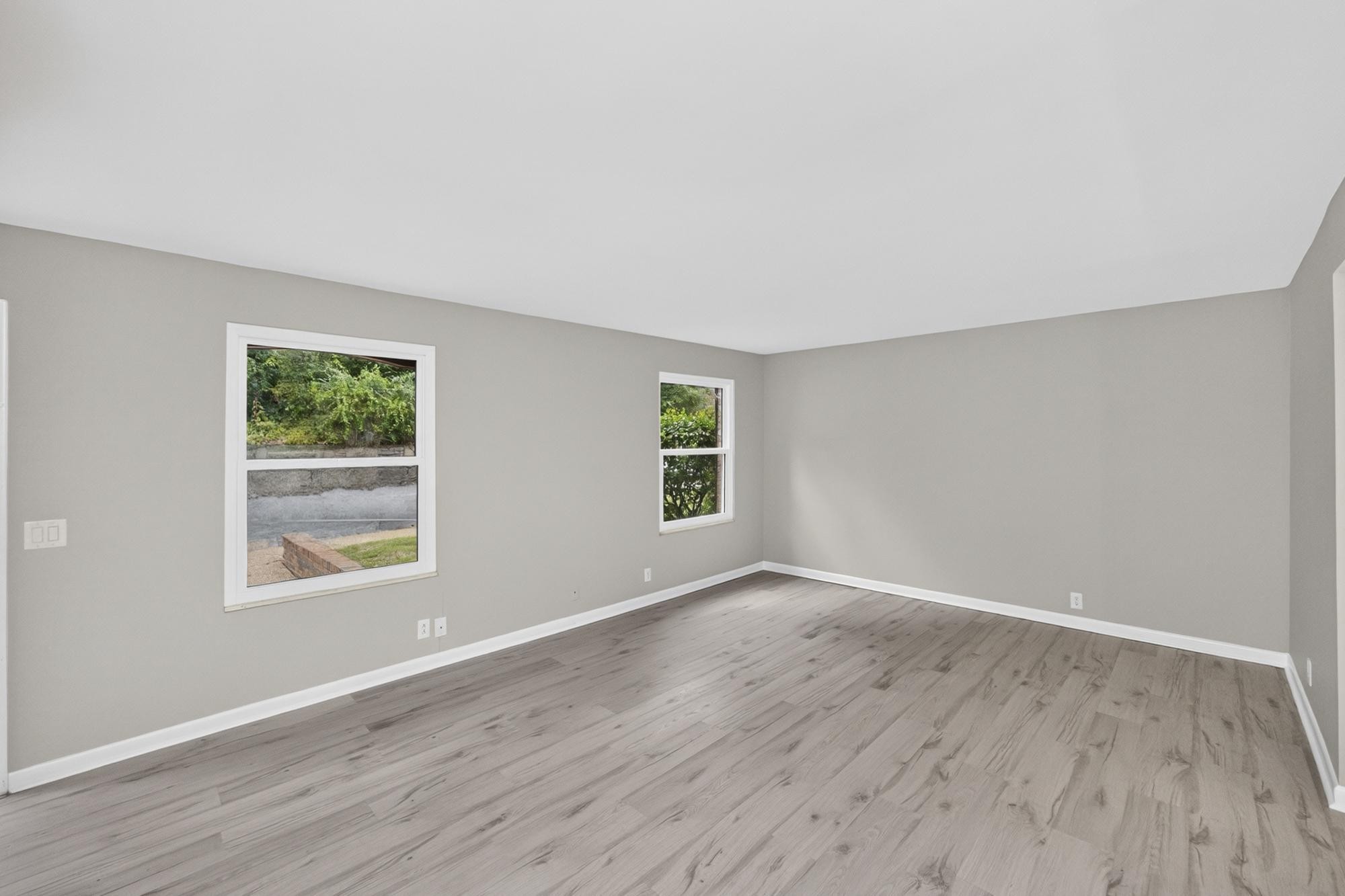 5515 Country Dr Property Photo 8