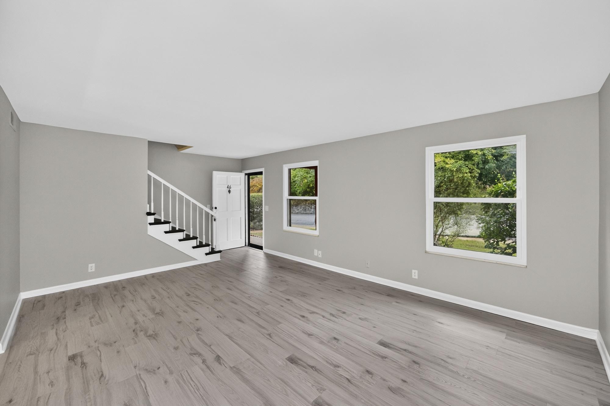 5515 Country Dr Property Photo 9