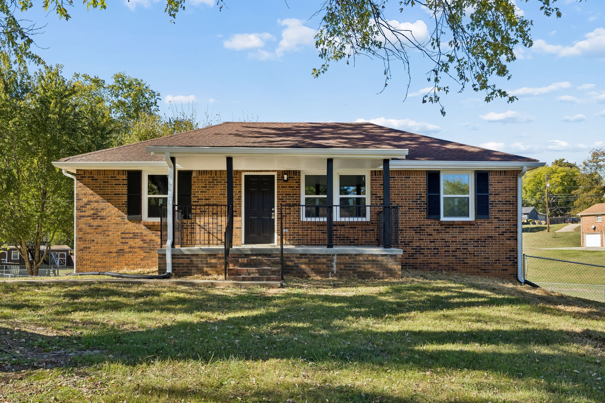 239 Raintree Dr Property Photo 1