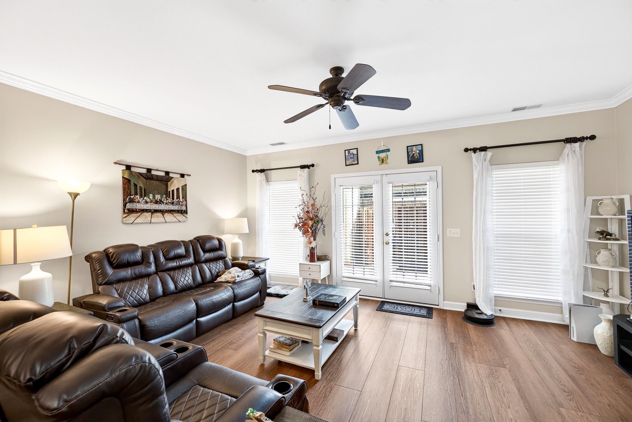 8 Baker Ct Property Photo 1