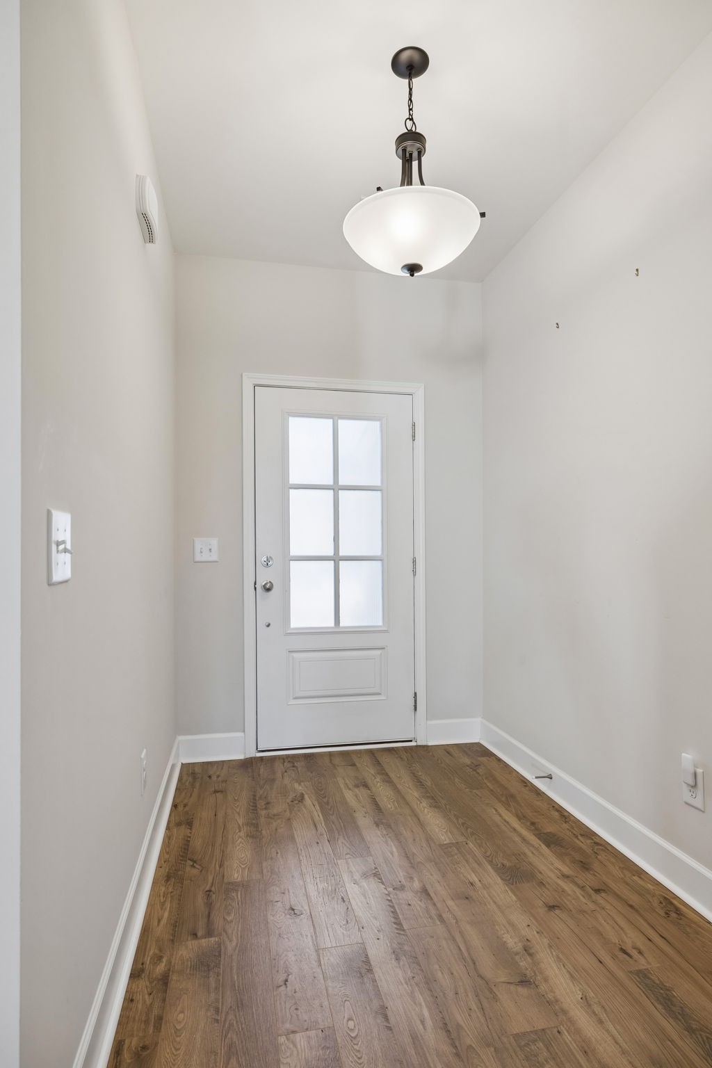 1179 Short St Property Photo 7