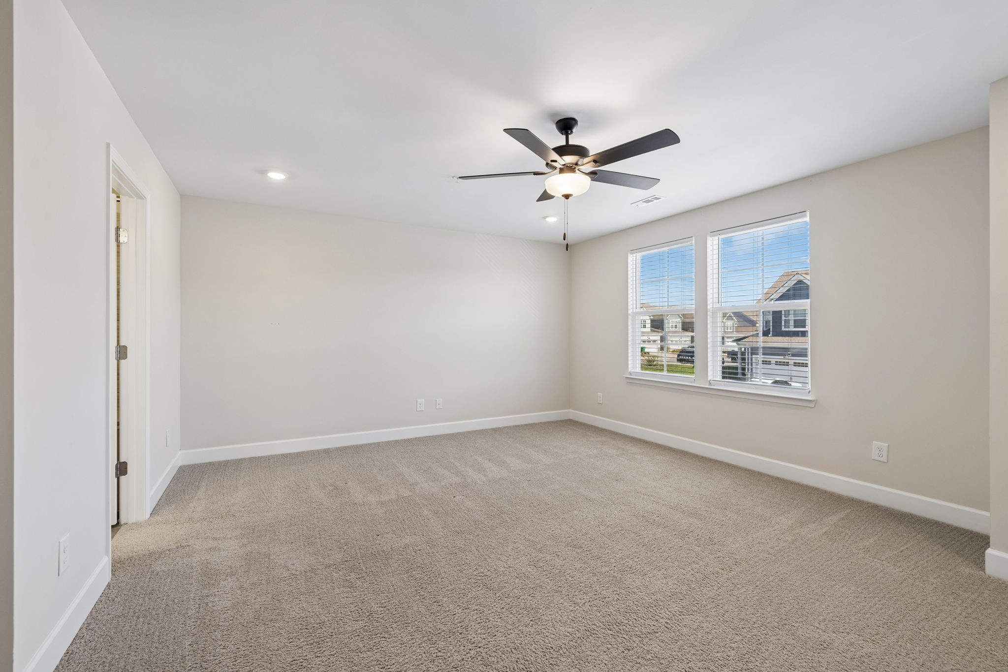 1179 Short St Property Photo 35
