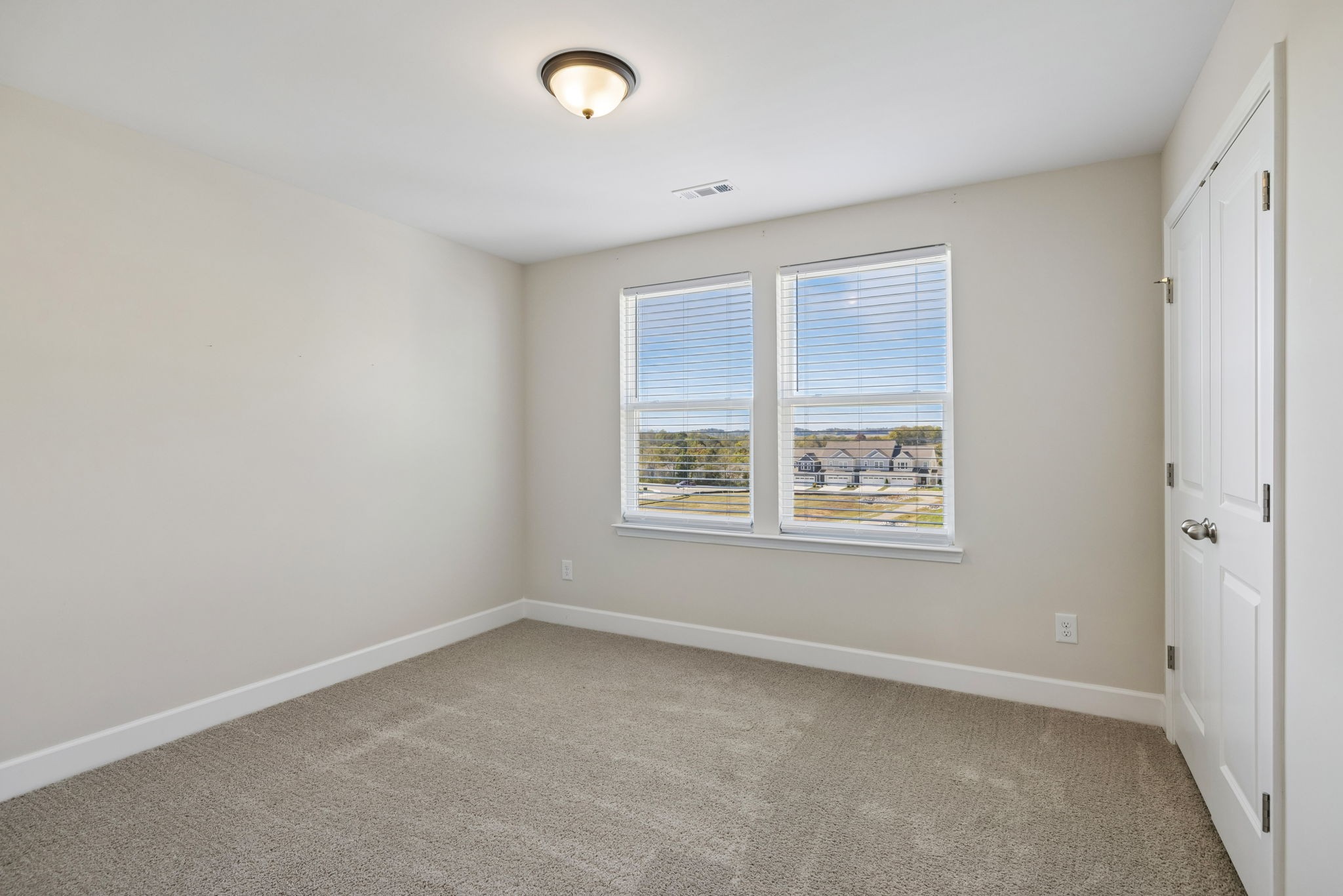 1179 Short St Property Photo 44