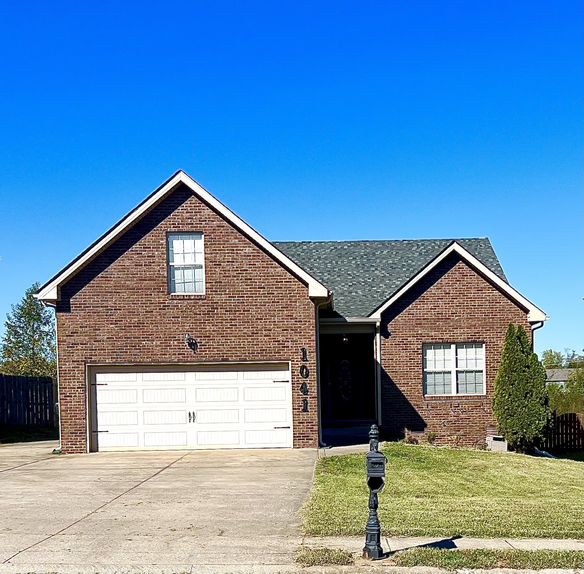 1041 Henry Place Blvd Property Photo 1