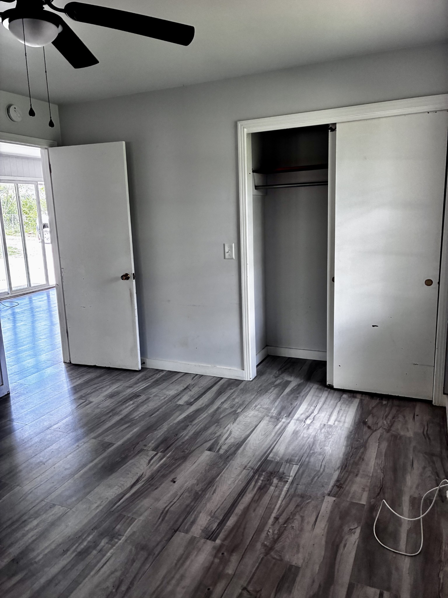 267 Oak St Property Photo 6