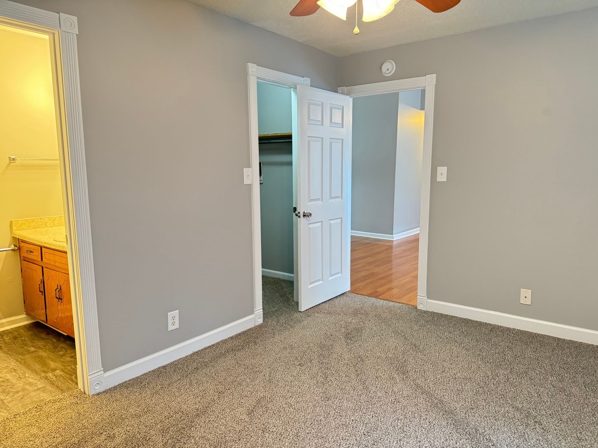 552 Lorie Lane Property Photo 11