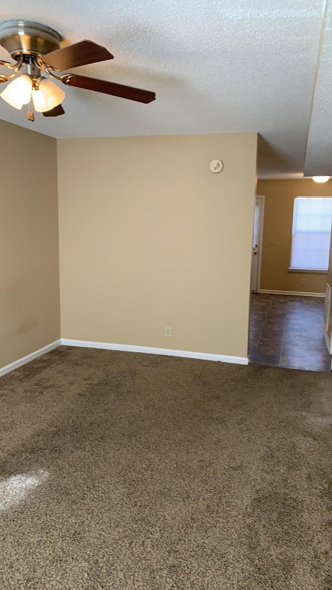 111 Hickory Trace Property Photo 2