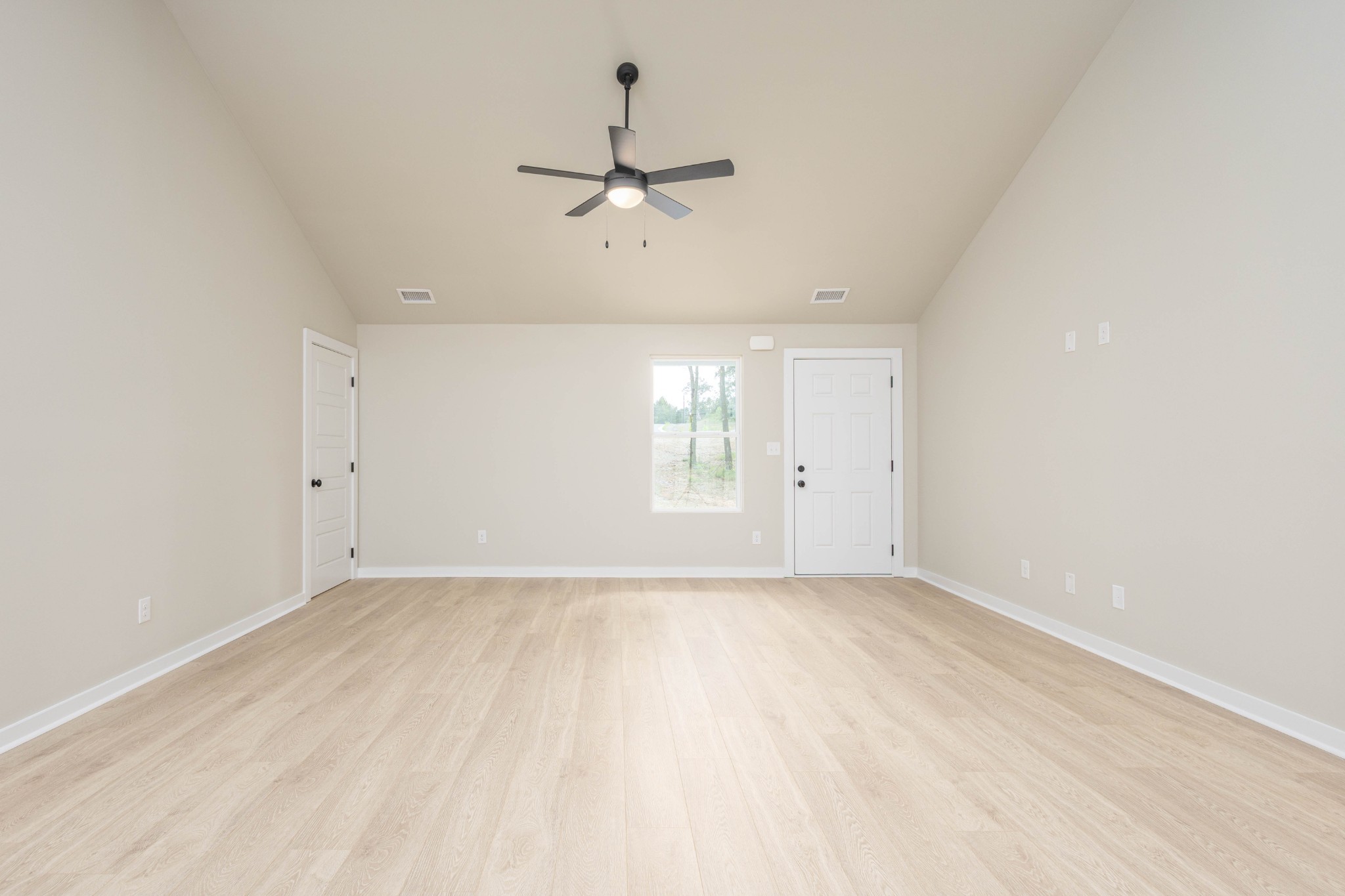208 Crepe Myrtle Dr Property Photo 24